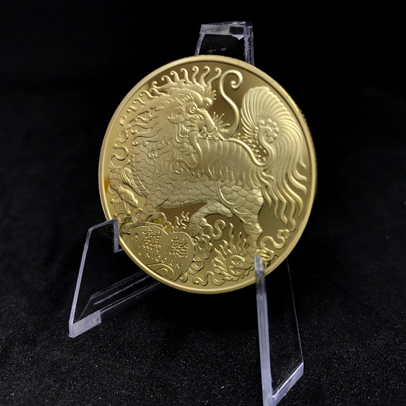 Xu con lân mạ vàng